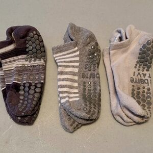Pure Barre Grey grippy socks small